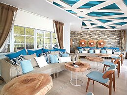 Kythnos Bay Hotel