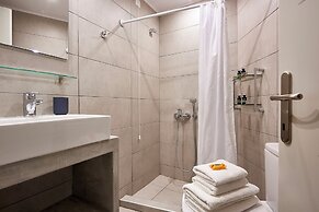 Kythnos Bay Hotel