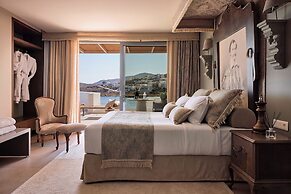 Kythnos Bay Hotel
