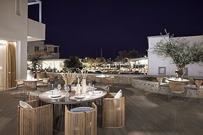 Kythnos Bay Hotel