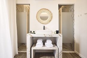 Kythnos Bay Hotel