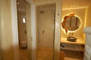 Sahas Suites