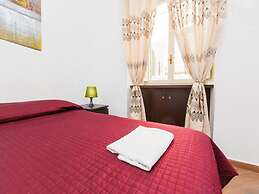 Romangelo 2 Hostel