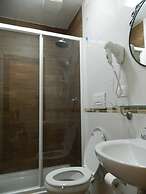 Romangelo 2 Hostel