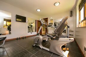 Waridi Paradise Hotel & Suites