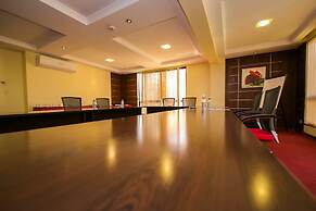 Waridi Paradise Hotel & Suites