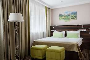 Ural Hotel