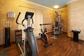 Retro Riverside Wellness Resort