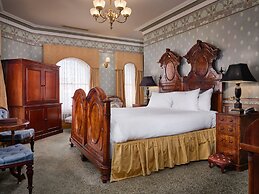 Craig's Royal Hotel
