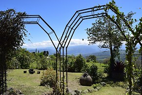 Guayabo Lodge