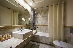 Dekelia Hotel