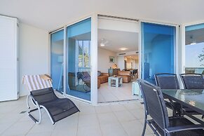 C Bargara Resort