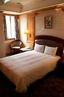 Meadow Hotel