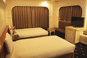 Crystal Hotel