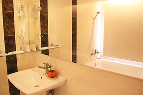 Crystal Hotel