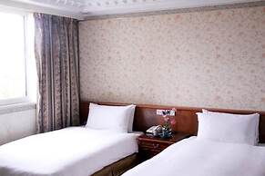 Crystal Hotel