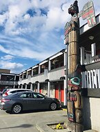 Thunderbird Motor Inn