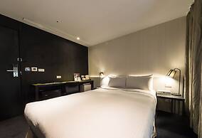 Vendome East Inn