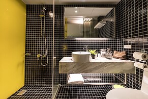 Vendome East Inn