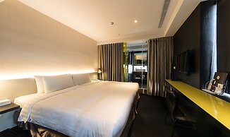 Vendome East Inn
