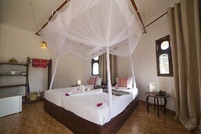 Antonio Beach Hotel and Spa