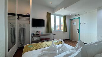 Yan Hotel