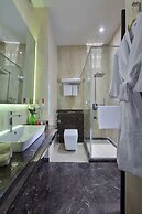 The Atara Near Golf Course Road