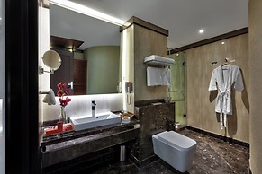 The Atara Near Golf Course Road