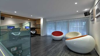 The Atara Near Golf Course Road