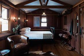 Saltbush Retreat