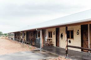 Saltbush Retreat