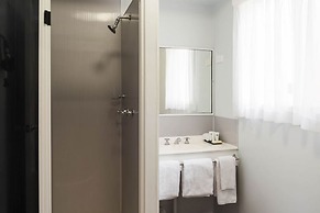 Saltbush Retreat