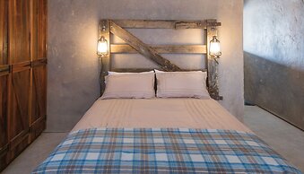 Saltbush Retreat