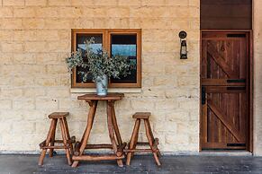 Saltbush Retreat