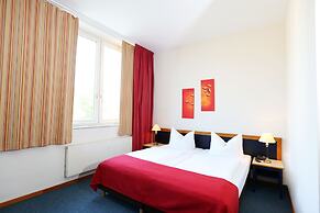 Hoteltow