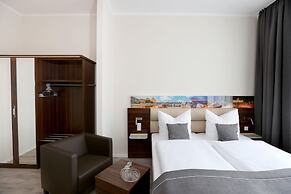 Hoteltow