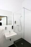 Hoteltow