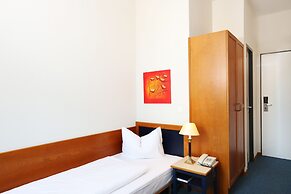 Hoteltow