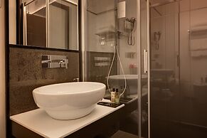 Dharma Luxury Hotel & Spa.