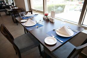 Best Western Plus Mahboula