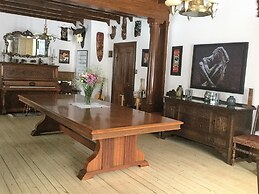 Auberge Du Sault-A-La-Puce
