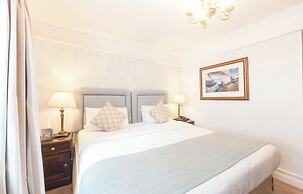 Blue Haven Hotel