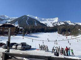 The Griz Inn