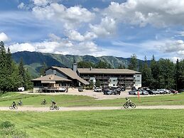 The Griz Inn