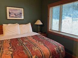Cornerstone Lodge