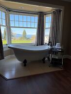 Crown Mansion Boutique Hotel & Villas