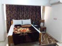 Isis Hostel 2