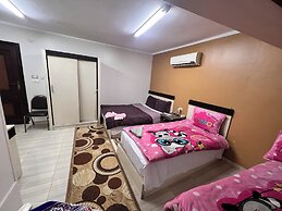 Isis Hostel 2