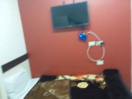 Isis Hostel 2