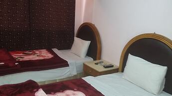 Isis Hostel 2